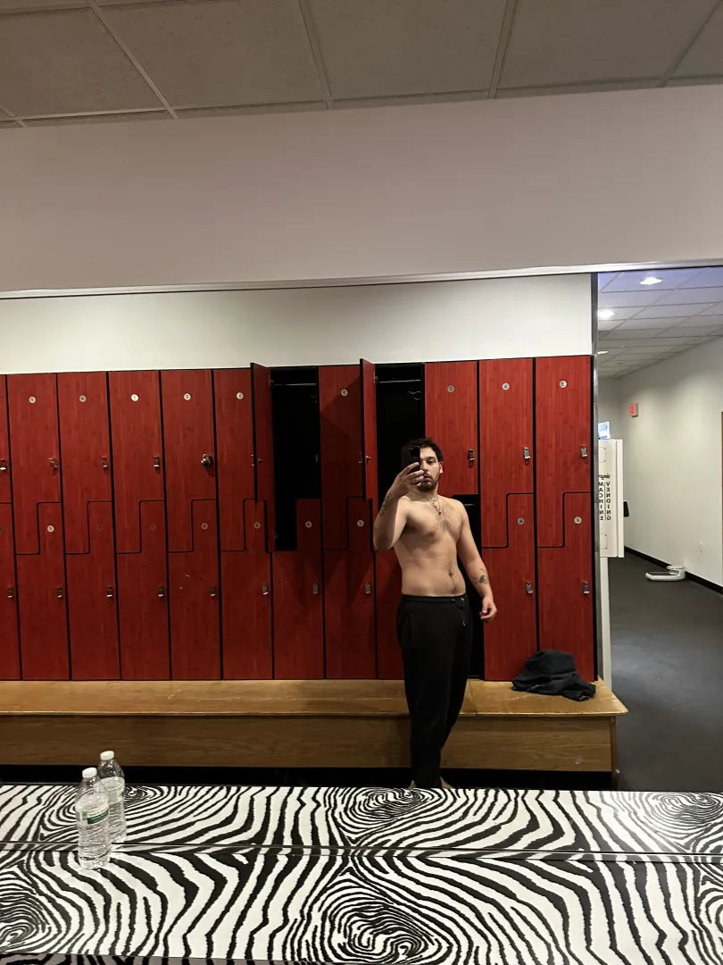 27 iso massage in NJ posted by BrushAmbitious5171