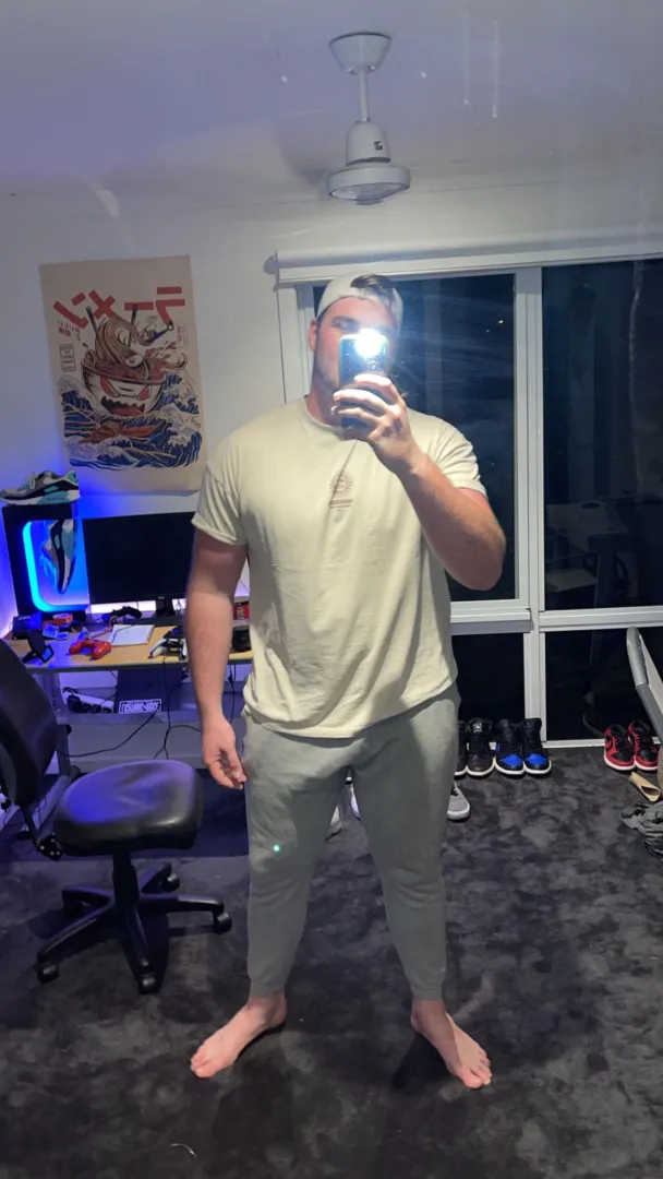 27 [M4F] - Western Suburbs free tonight after 9 posted by [deleted]