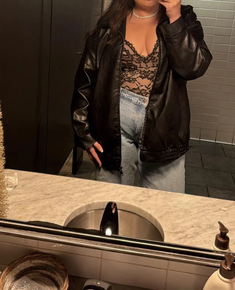 27 [MF4M/MF] - Stamford - Come Flirt With Her After Valentines Dinner posted by Wide_Independent9534