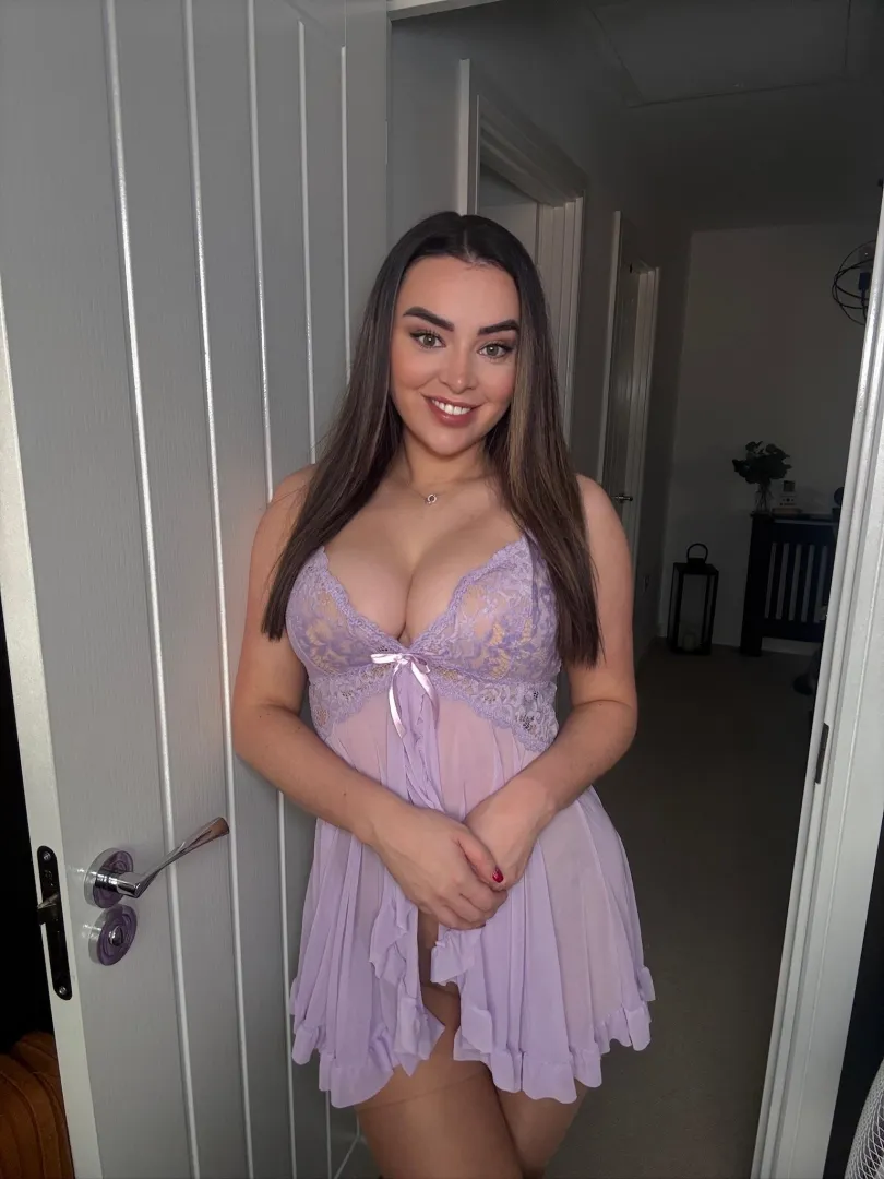 27F from Yorkshire. Do you like natural ones posted by NylonSasha