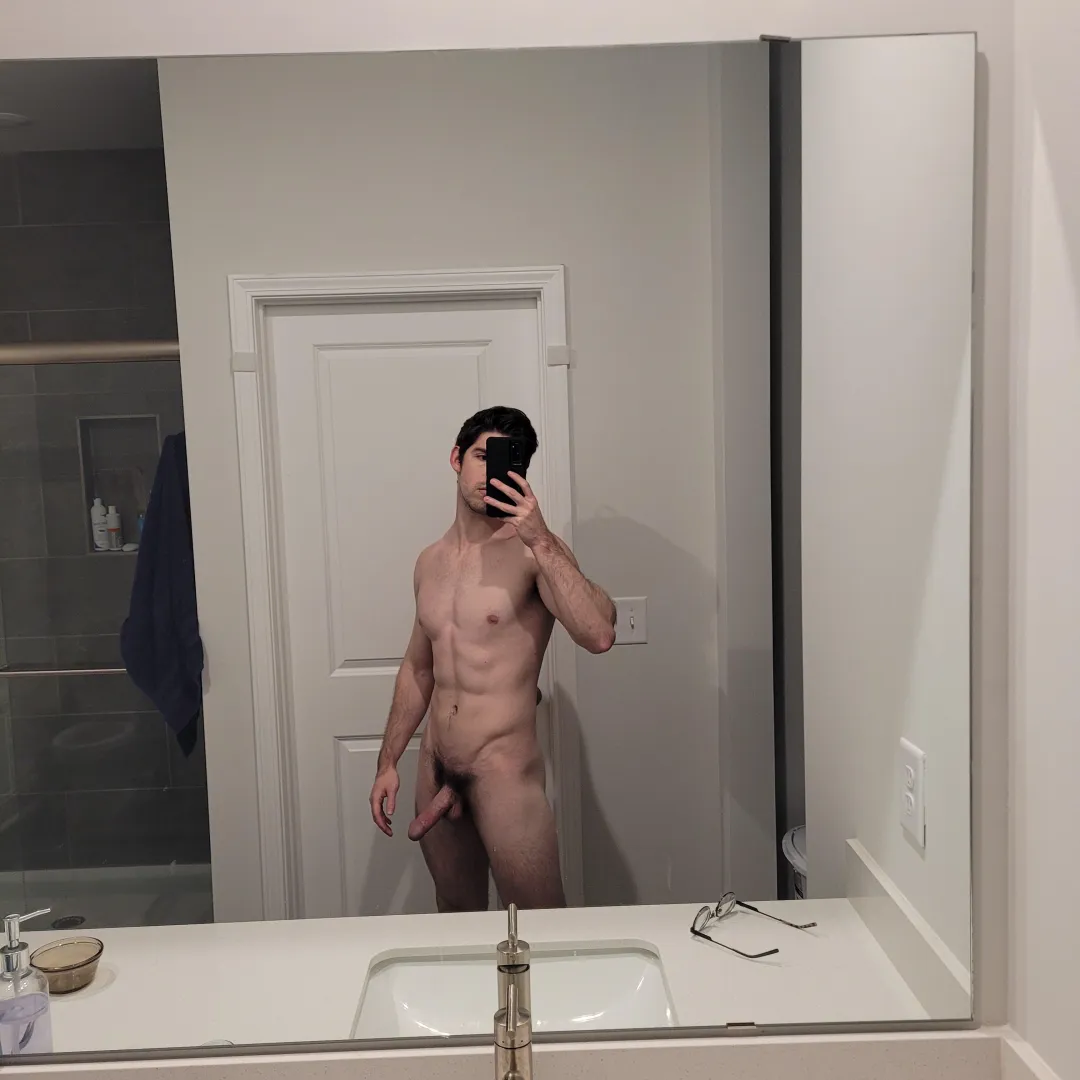 [28] Feels great to be nude bros posted by GryphonGo