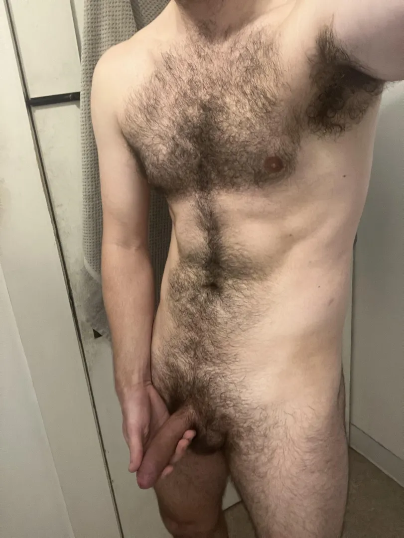 (28) Lazy weekend lounging posted by Remote-Trainer6755