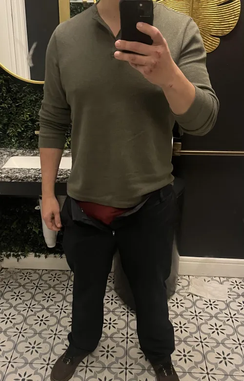 28 [M4A] Is anyone up? Vero Beach but can drive. Discreet & looking to mostly masturbate with someone and maybe hangout after for a bit. by Odd_Peach7191