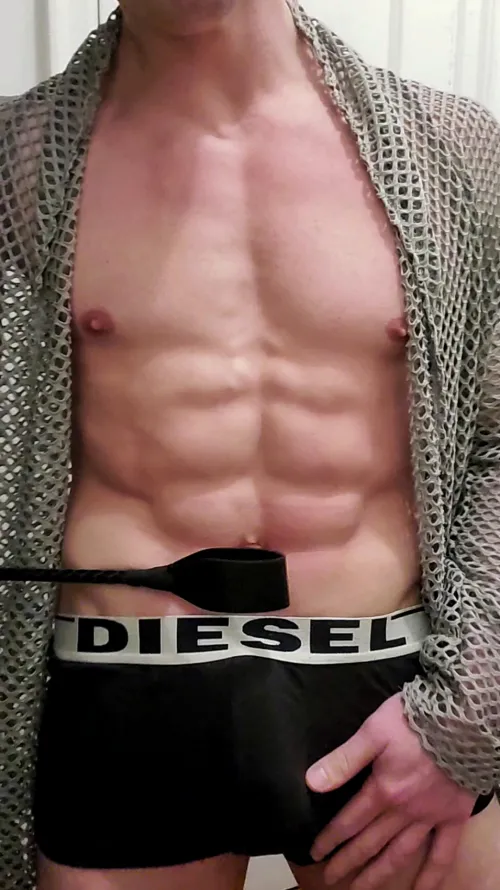 28 [M4F] #Harlem - Kinky stud seeking fun vibes, kink, massages and cuddling tonight. MF couples welcome. by wildandfreeman