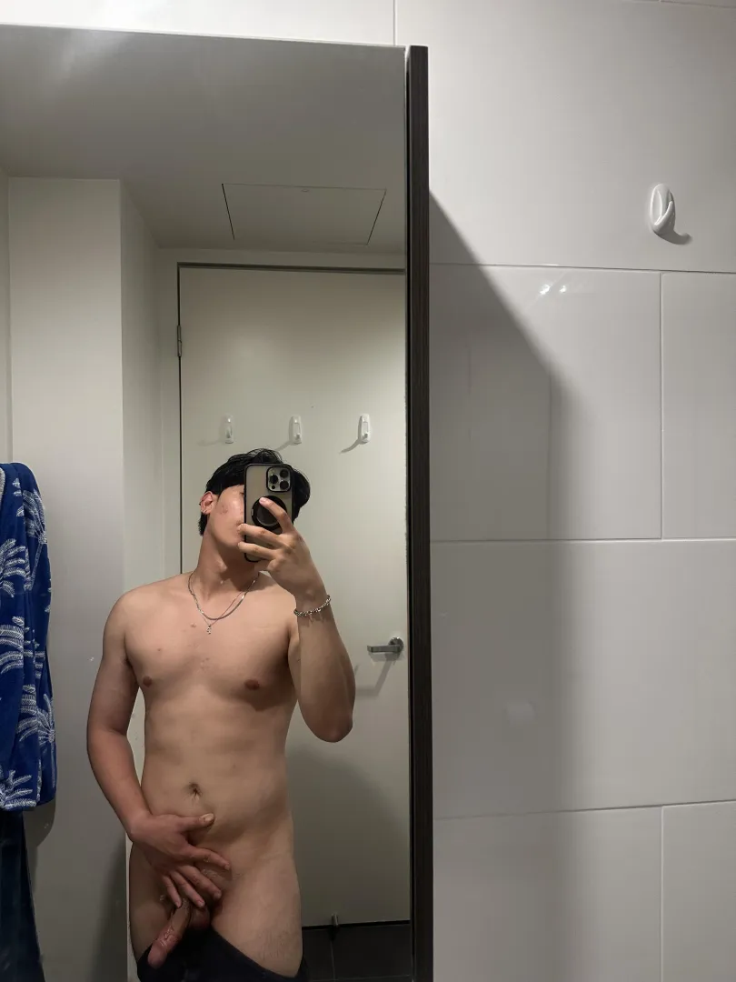 28 [M4F] - Someone to have fun with  posted by bitoyisback