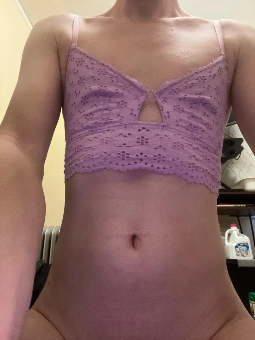 28 [S4A] #boston - sissy looking for regular dom/ domme posted by notyesnotno