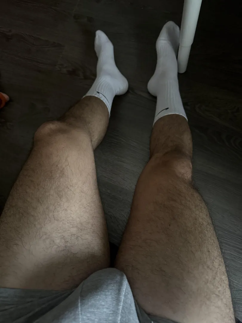 (28) Socks and bulge posted by rauldomingu97