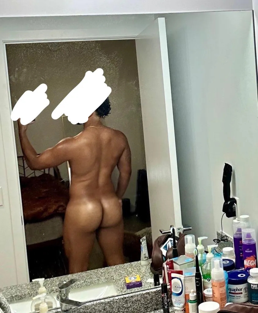 [28] where are the sexy cholos and edgars at? posted by Interesting_Peach642