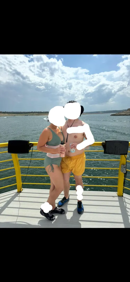 [28/27][MF4F][East/Central Austin] - Couple looking to have threesomes with females by [deleted]