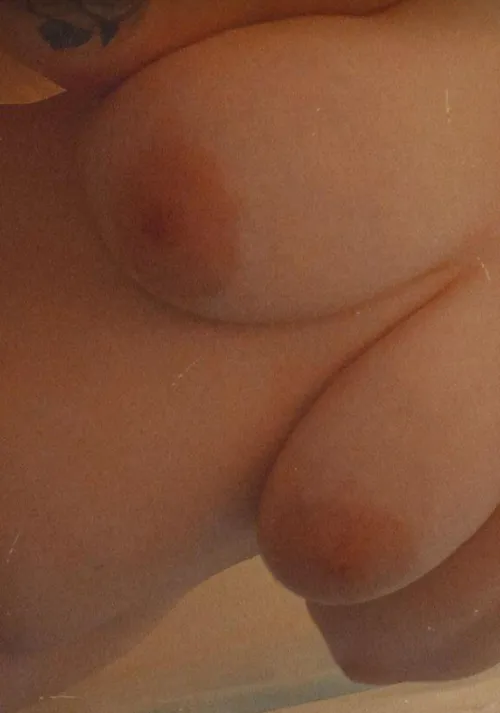 28F BBW looking for M to join for a a threesome by LowOnly1796