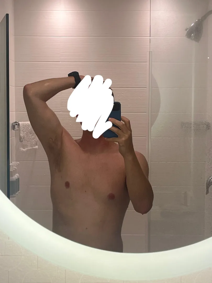 28M in LR. Anyone want to fool around? Verse! Clean shaven and semi fit please. posted by Weird_Essay_6117