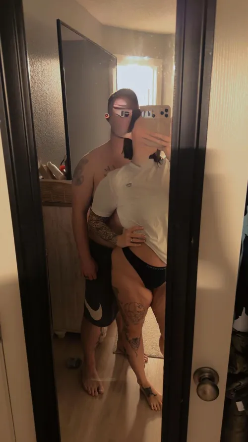 28MF4MF/F/ select males Clarksville area. Will host by Klutzy_Disaster_8436