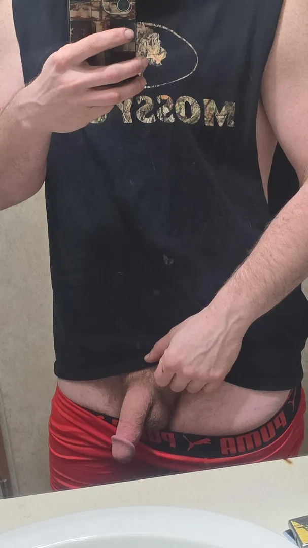 29 bored lets start this sunday off right! posted by OkAdministration3743