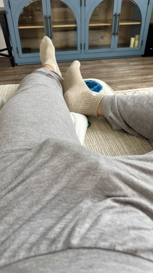 29 Chilling on the couch by L115F935