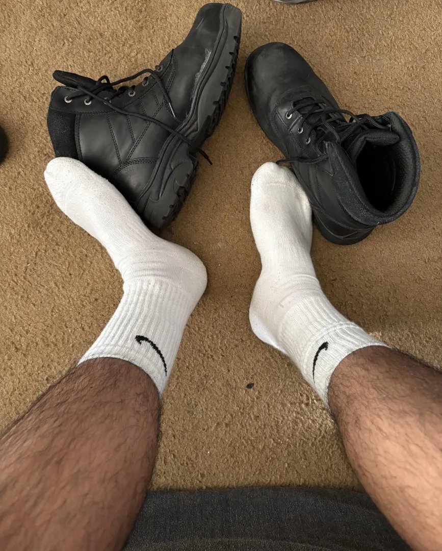 29 Feet are sore after work posted by LocksmithDue6663