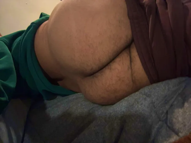 29 [m4m] #brooklyn - looking for bi married guys into hairy bottoms by anonnyc580