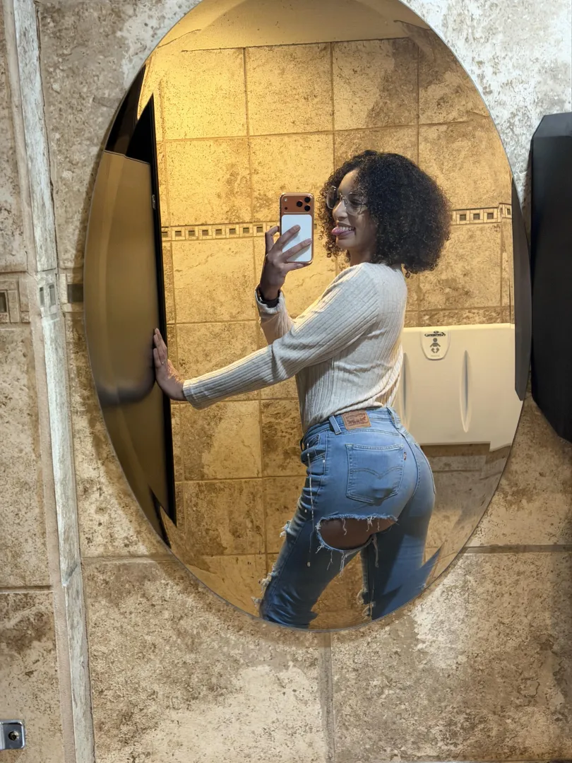 29F in C.Springs looking to collab with other females! Experienced, professional, & tested regularly posted by LonelyConstant2