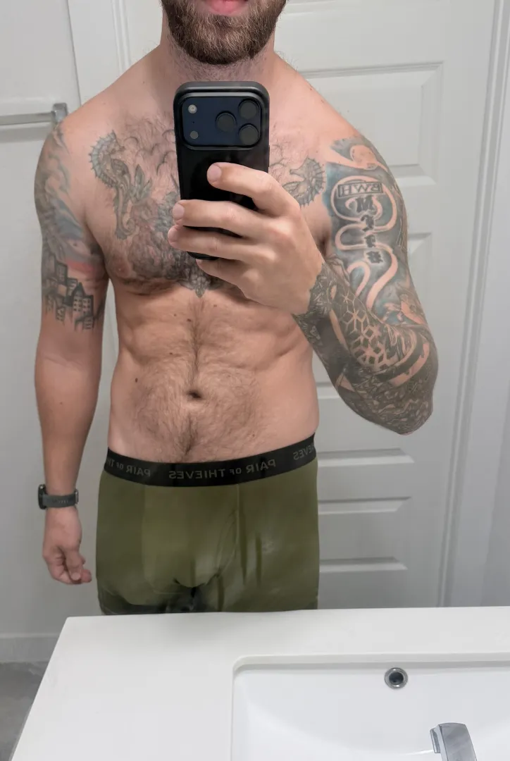 29m in SE Austin looking to play W/ w or couple :) posted by Character-Pair-9984