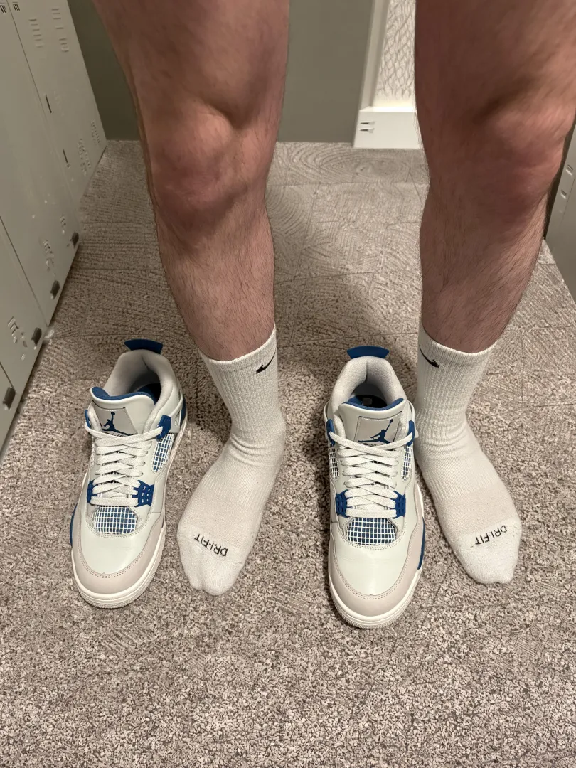 (29)Morning lift in my Military Blue 4’s and white Nike dri-fits posted by Exact_Rise_8853