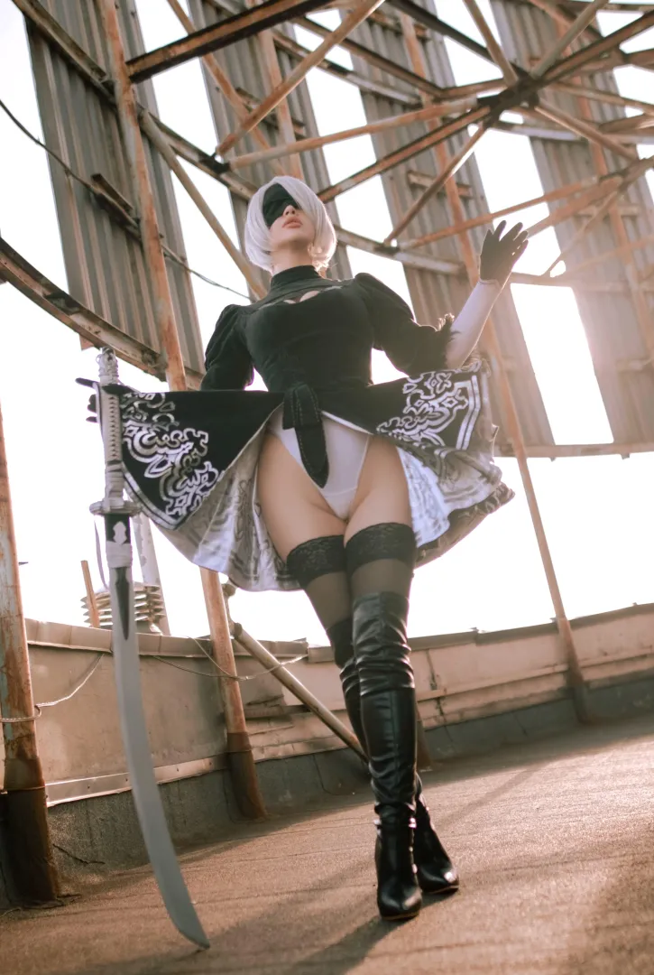 2B by Nana posted by tastycosplayer