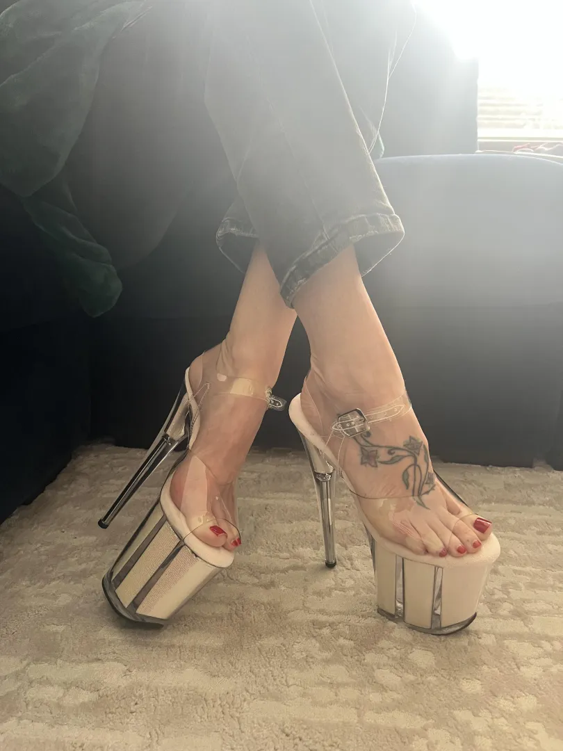 3 new pairs yesterday  posted by myprettyfeet6969
