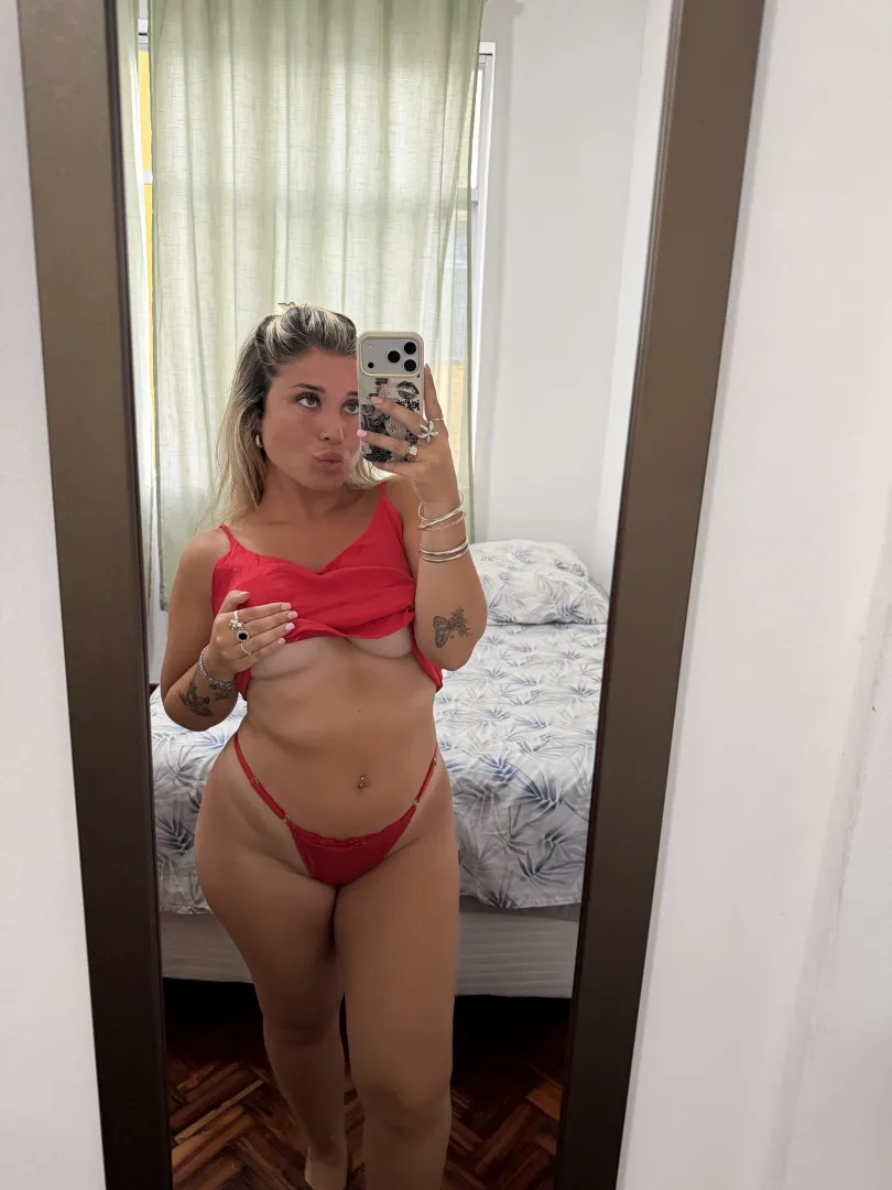 30 ans, MILF ordinaire… mais j’ai un esprit tellement crade que ça compense tout posted by dazey_bud