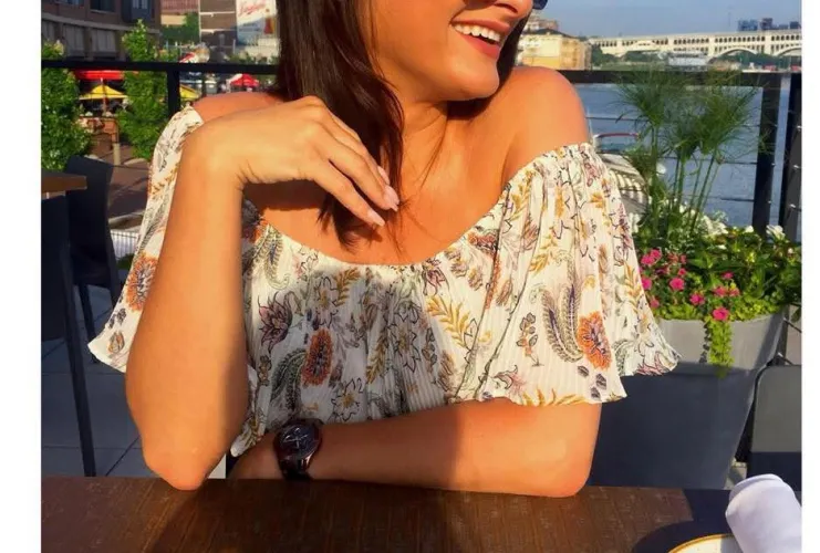 30 [F4M] 15-MIN DISCORD? by LotusPetal6