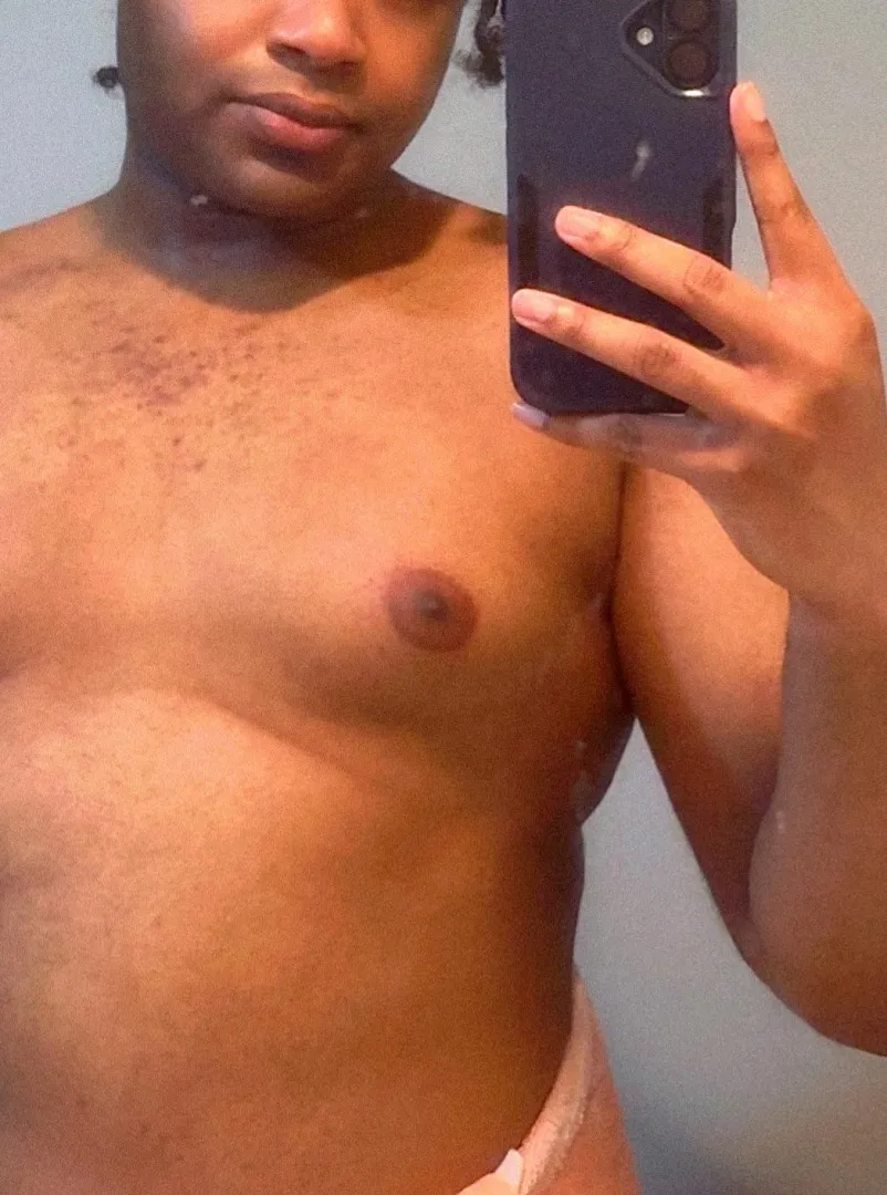 30 LR | I keep getting told I have ‘suckable tits’  posted by JessietheAlien95