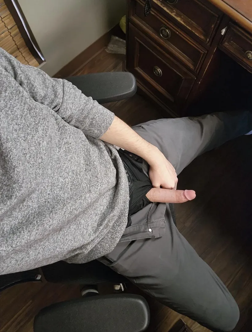 30 [M4A] #Ocoee - Any other bi/curious guys looking? DL guy (married to a woman) looking to have some fun with someone in a similar situation. Also into F, FTM, couples etc! Can’t host, but can travel or CarPlay. HMU if you’re serious to meet! posted by funinotown22