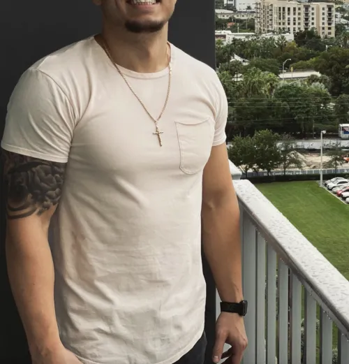 30 [M4MF] Staying at PL for the week, going to Caliente by LivelyLandon