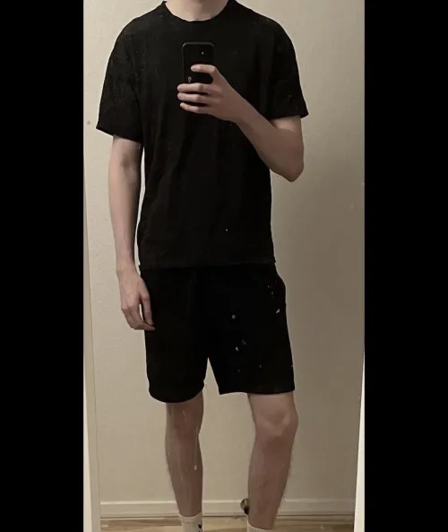 30 Nordsjælland/Hillerød. Er mest til ung twinks, og venner der også kan lide dem. Men dm’s er åben for alle. Also in English. Er lidt diskret/uerfaren by Interesting-Yam-9574