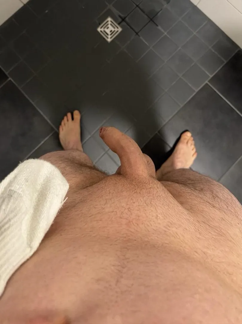 [30] #Rostock posted by Superb_Area_5310