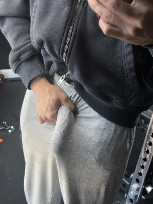 30 straight distracted - home gym by nosthetics