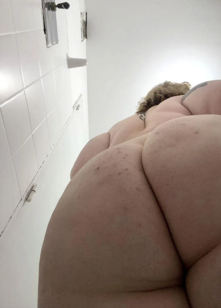 300+ lb queens in mating press — still the deepest angle? Y or N posted by EchoOfDesired