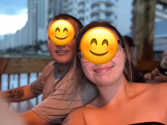 [30/28][mf4F] we will be in Panama City beach 5/30-6/3. Couple looking for casual discreet fun. Please be able to verify. NO COUPLES OR MALES by tabney1997