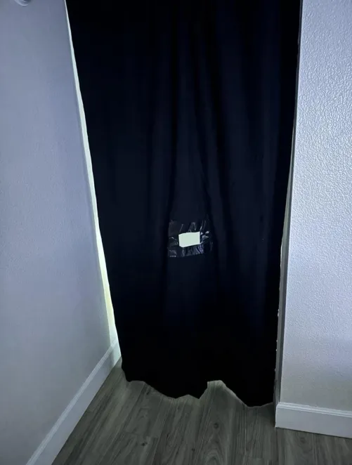 30M4M Hosting a Private Gloryhole by heabygeeby