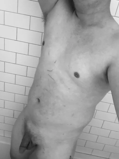 31 bi Male in NE Portland looking for F/MF, can host or travel a bit. HMU by Positive-Celery6906