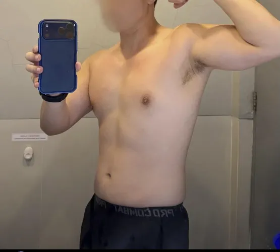 31 M Bicurious. Hosting Ascot Vale. Looking to edge hung and muscular/slim. Below 45 pls. by Pristine-Celery6250