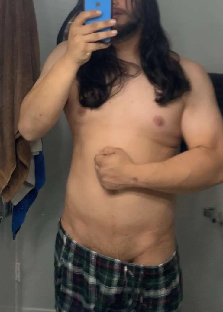 31 [m4f] Latino hosting in Desoto for breast play and more if we vibe posted by Famous-Excitement-78