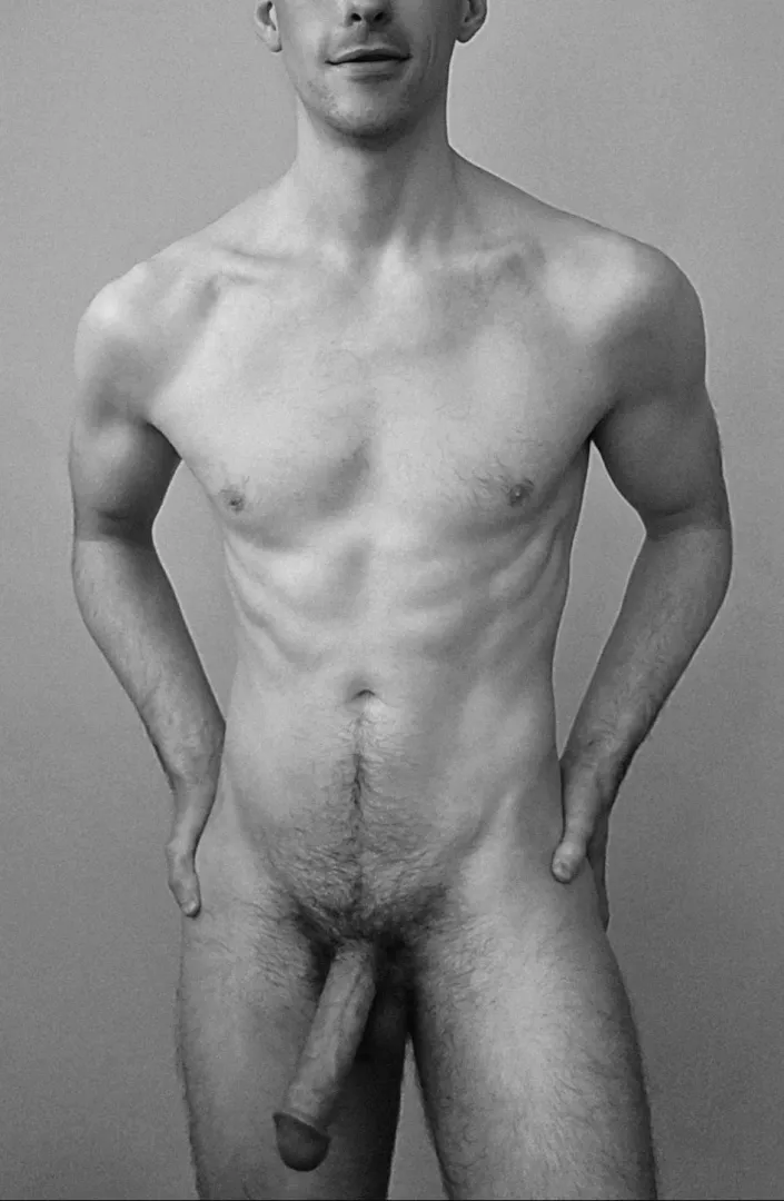 31 [M4F] Metro Detroit - Attentive, passionate, and looking for a play partner posted by Unlikely-Low5230