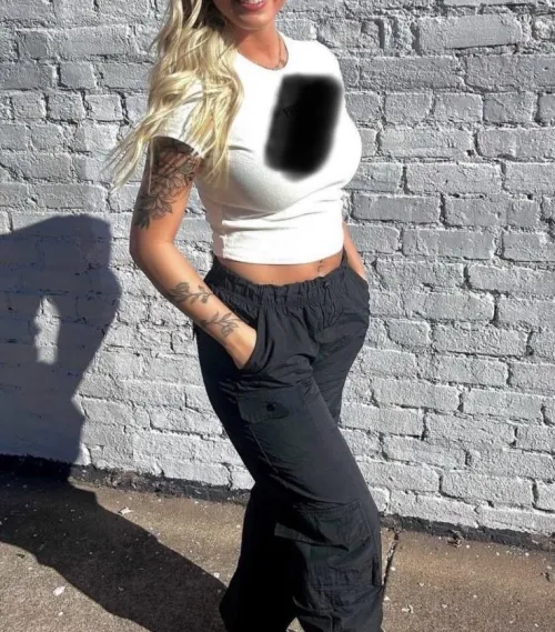 31 [MF4M] DFW Anniversary threesome. Looking for under 40, clean, and cut. by Due_Mirror911