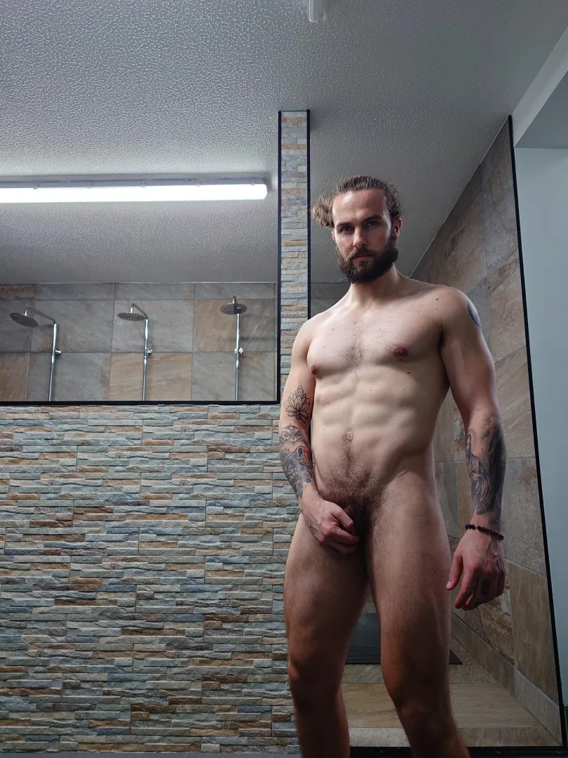 (31) Who's jumping in the shower ?  posted by Far_Interaction7209