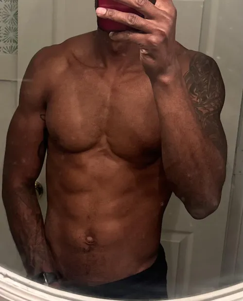 31M Looking to fuck and have some fun.  by Royal_Inflation6634