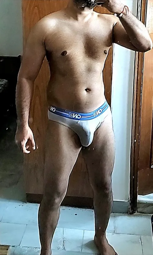 32 M Delhi. Who wants to peel this underwear and kneel before me? DMs are open. by EfficientWrangler691