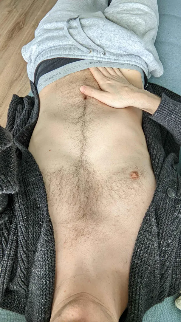 (32) would love some attention posted by Throwingaway147