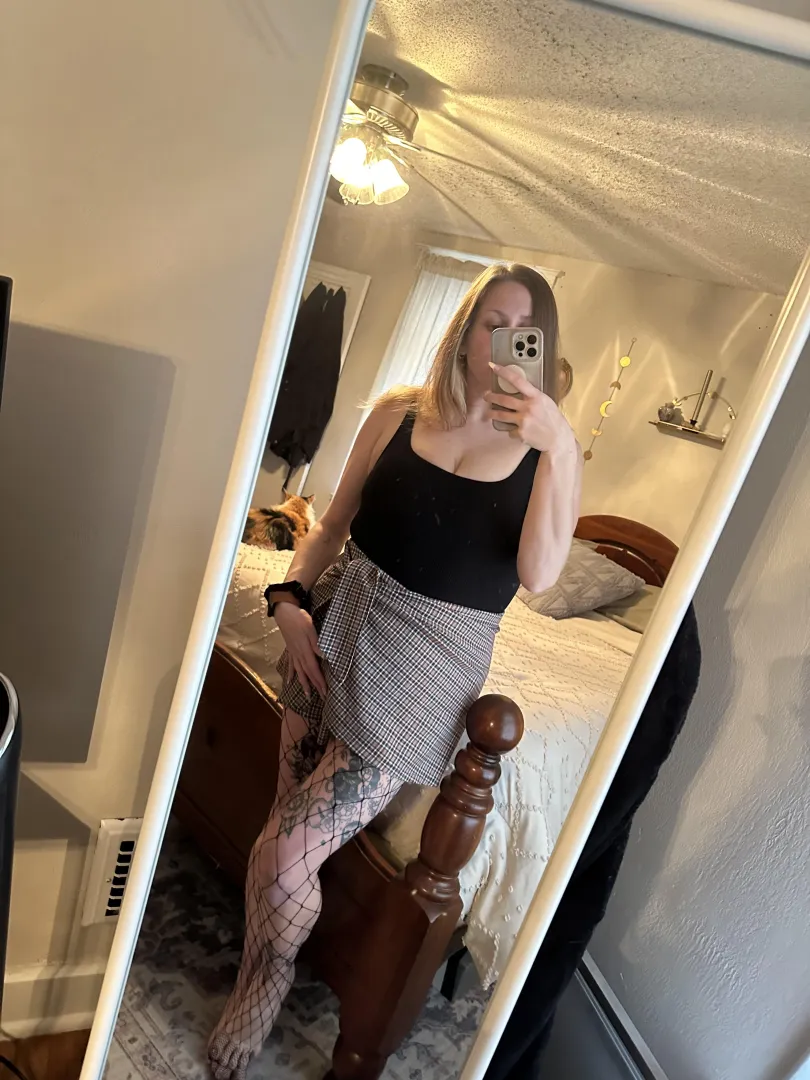 32/31 [MF4M] #Findlay - Bi threesome with M35+ posted by ActionJohnnyS