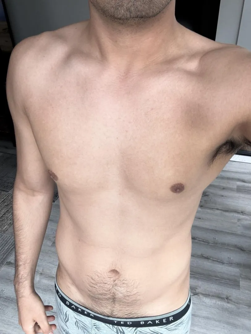 32M bro on bro fun in Chicago posted by hey_hi_hello17