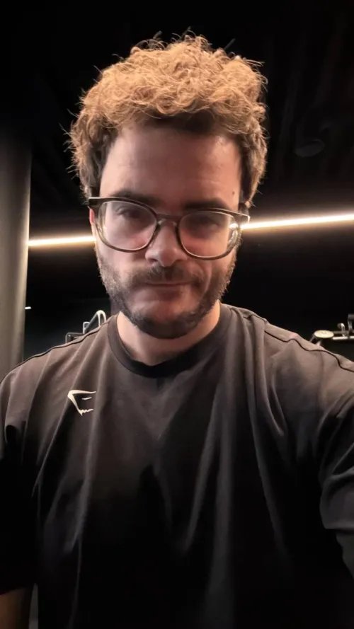 32M [M4M] #online Dominant - Amsterdam - Looking for a nice (Chastity) bro! by DVis1993