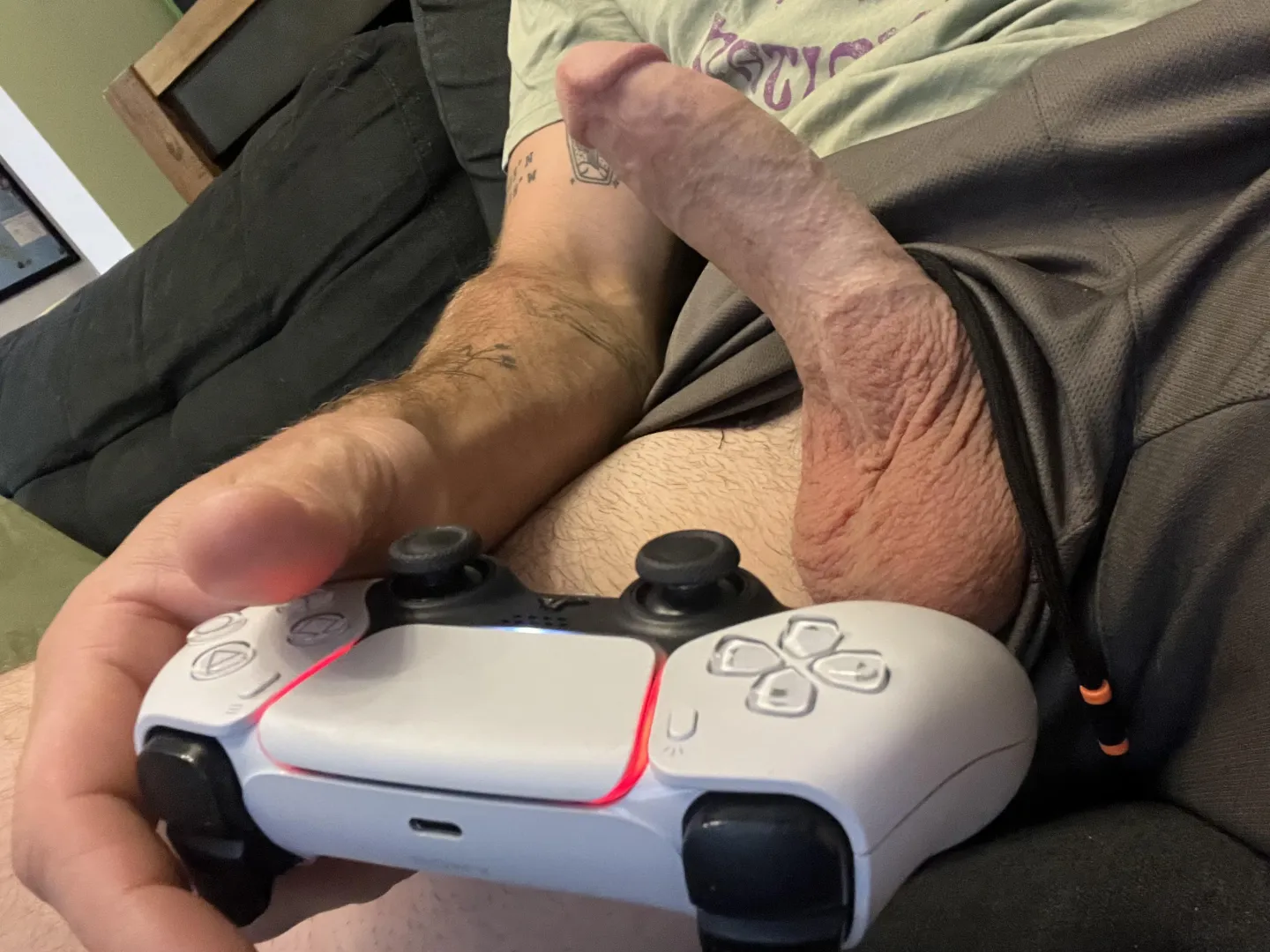 33 bi, visiting the Tampa area at the end of Feb to do some golfing. posted by moses_winters