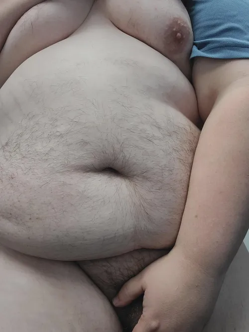 [33] Chub bottom looking for someone to drain by PM_Me_D-Pics